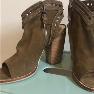 Dolce Vita Shoes - Size 7 dolce vita heels Dolce Vita Shoes - Size 7 dolce vita heels